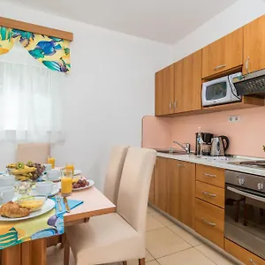  Apartman Villas Kampor Horvátország